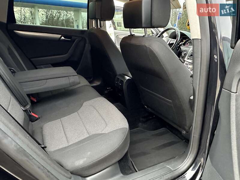 Универсал Volkswagen Passat 2014 в Хмельницком