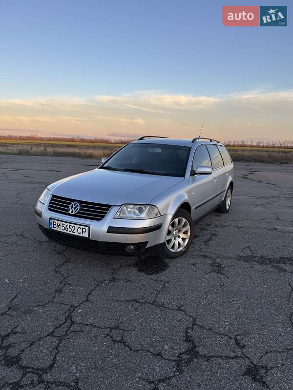 Универсал Volkswagen Passat 2002 в Котельве