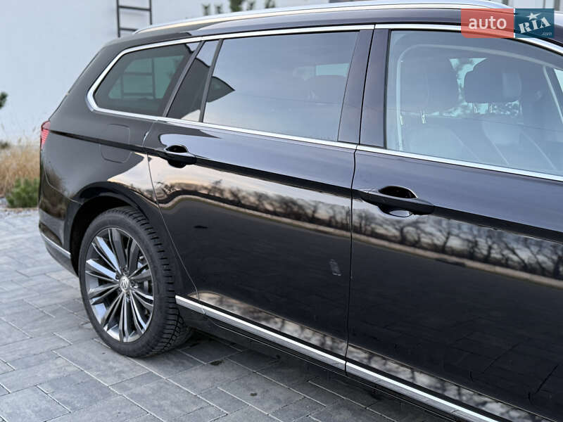 Универсал Volkswagen Passat 2020 в Луцке
