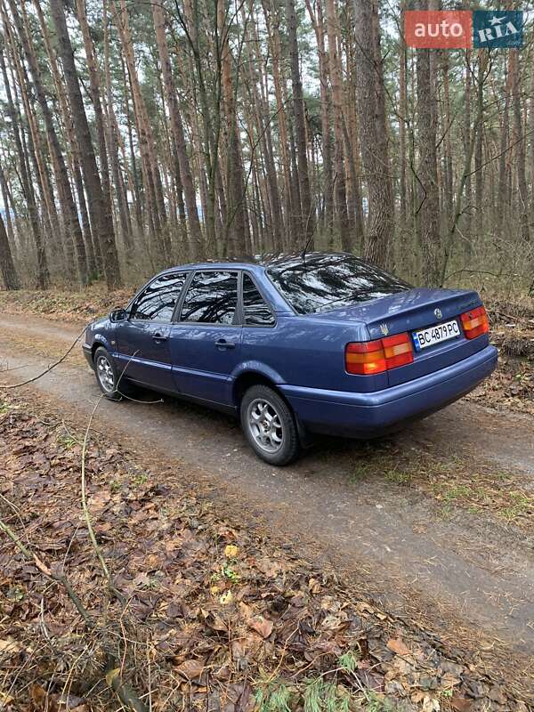 Седан Volkswagen Passat 1996 в Кременце фото 21 Седан Volkswagen Passat 1996 в Кременце