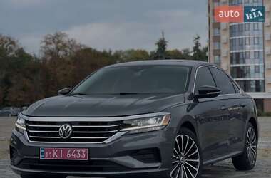 Седан Volkswagen Passat 2021 в Кременчуге