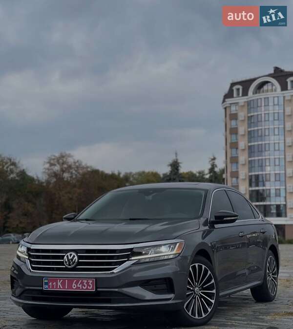 Седан Volkswagen Passat 2021 в Кременчуге