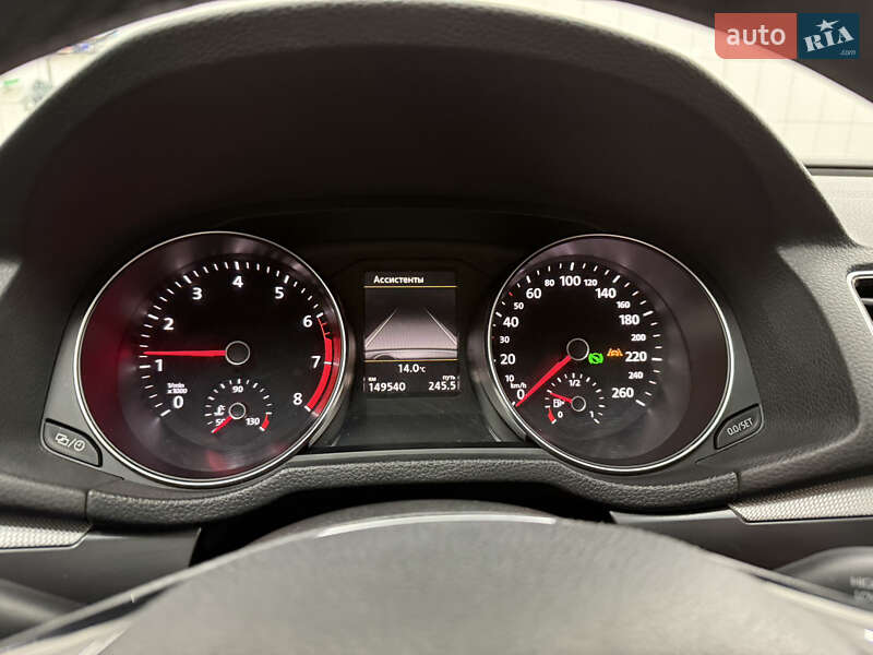 Седан Volkswagen Passat 2016 в Киеве