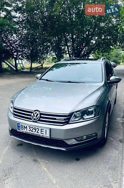 Универсал Volkswagen Passat 2013 в Киеве