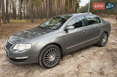 Седан Volkswagen Passat 2005 в Броварах