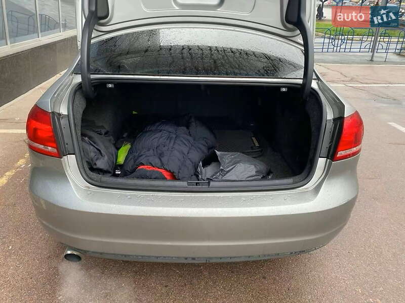 Седан Volkswagen Passat 2013 в Киеве фото 12 Седан Volkswagen Passat 2013 в Киеве