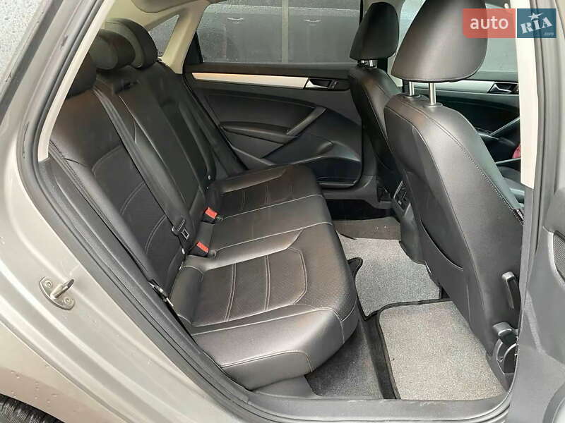 Седан Volkswagen Passat 2013 в Киеве фото 21 Седан Volkswagen Passat 2013 в Киеве