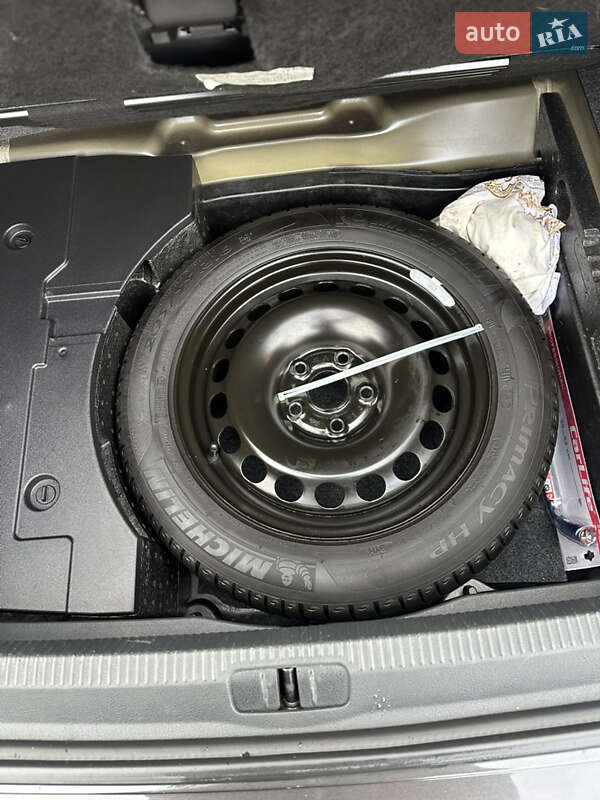 Седан Volkswagen Passat 2008 в Звягеле фото 37 Седан Volkswagen Passat 2008 в Звягеле