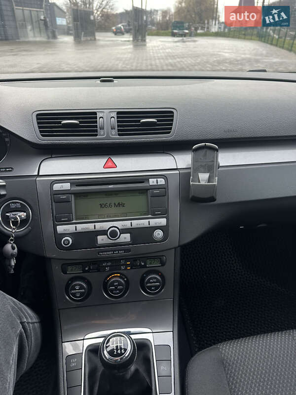 Седан Volkswagen Passat 2008 в Звягеле фото 51 Седан Volkswagen Passat 2008 в Звягеле