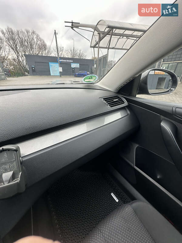 Седан Volkswagen Passat 2008 в Звягеле фото 92 Седан Volkswagen Passat 2008 в Звягеле