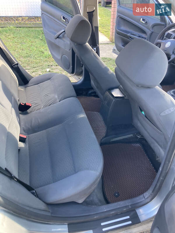 Универсал Volkswagen Passat 2003 в Черновцах