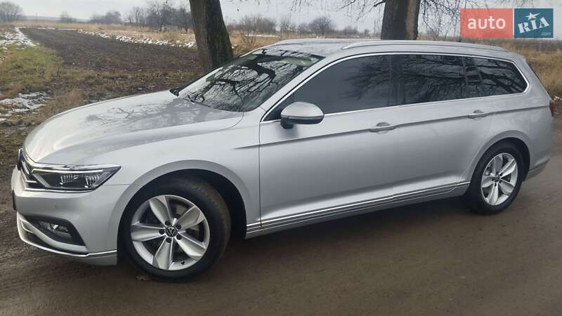 Універсал Volkswagen Passat 2021 в Кам'янці-Бузькій