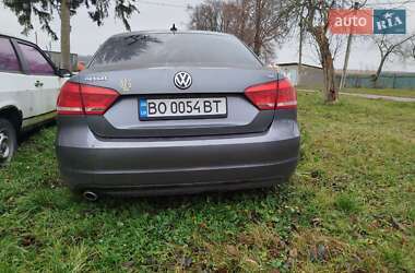 Седан Volkswagen Passat 2013 в Гусятині