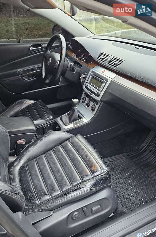 Седан Volkswagen Passat 2005 в Чемеровцах