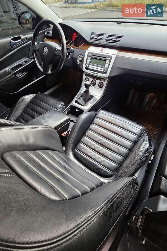 Седан Volkswagen Passat 2005 в Чемеровцах