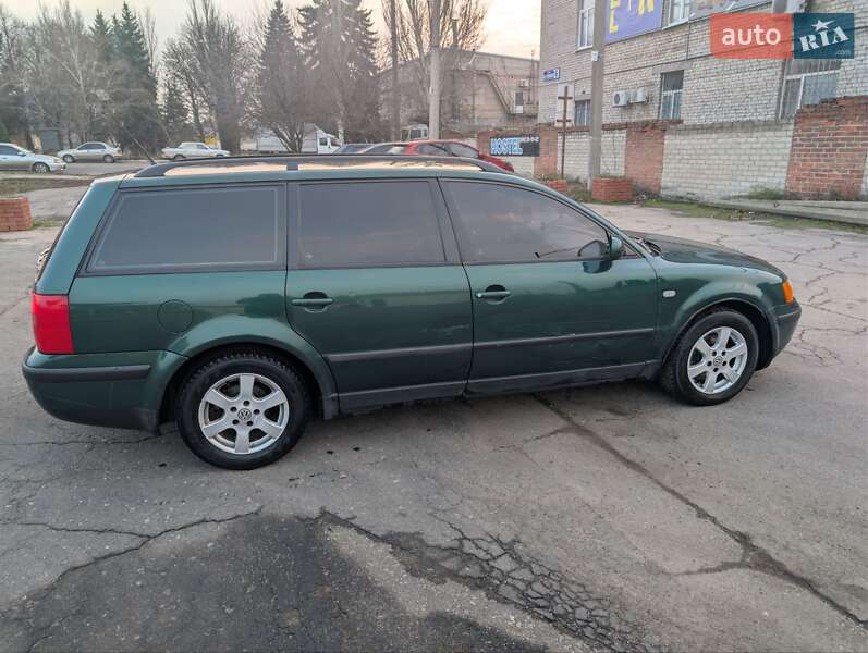 Універсал Volkswagen Passat 1999 в Краматорську