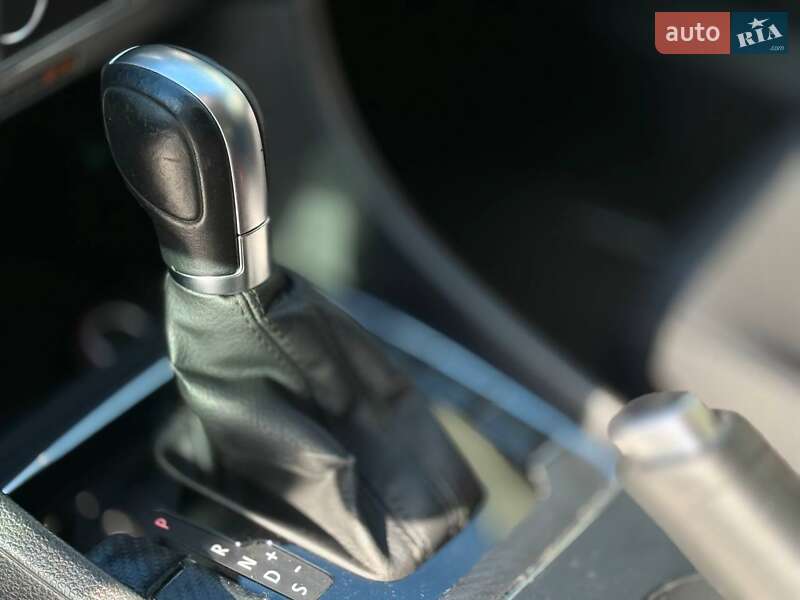 Седан Volkswagen Passat 2014 в Николаеве