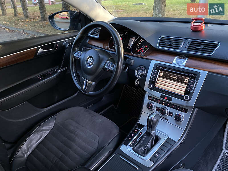 Седан Volkswagen Passat 2014 в Дрогобыче фото 33 Седан Volkswagen Passat 2014 в Дрогобыче
