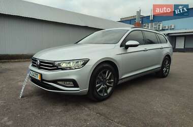 Универсал Volkswagen Passat 2021 в Бердичеве