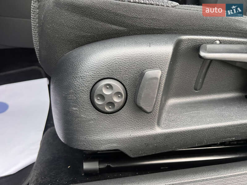 Универсал Volkswagen Passat 2010 в Луцке