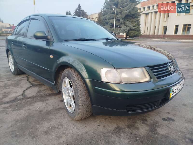 Седан Volkswagen Passat 1998 в Каменец-Подольском