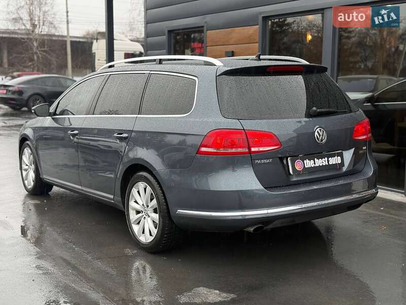 Универсал Volkswagen Passat 2012 в Ровно