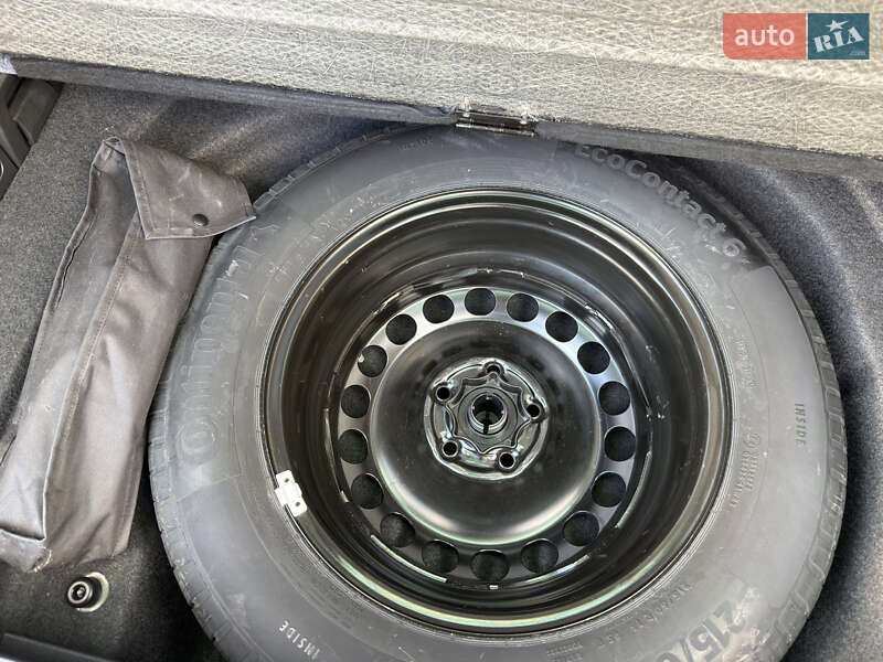 Универсал Volkswagen Passat 2020 в Луцке