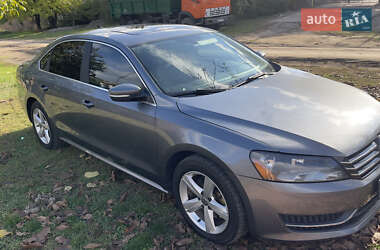 Седан Volkswagen Passat 2012 в Бобринце