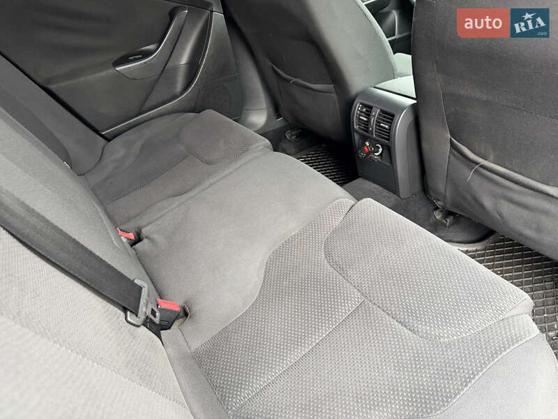 Универсал Volkswagen Passat 2008 в Ровно