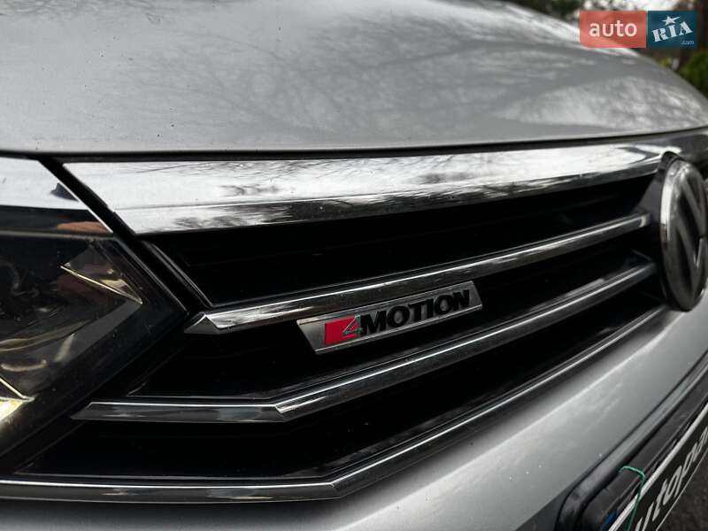 Седан Volkswagen Passat 2018 в Киеве