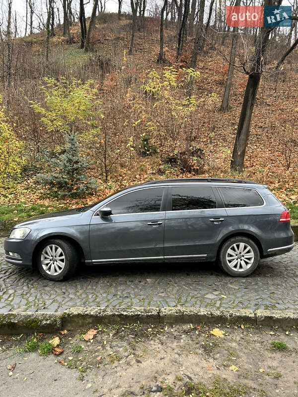 Универсал Volkswagen Passat 2011 в Львове