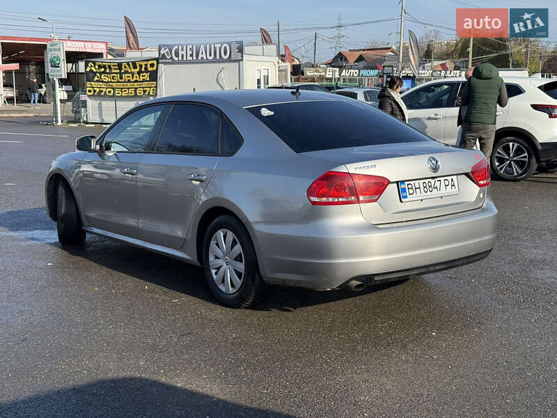 Седан Volkswagen Passat 2012 в Измаиле