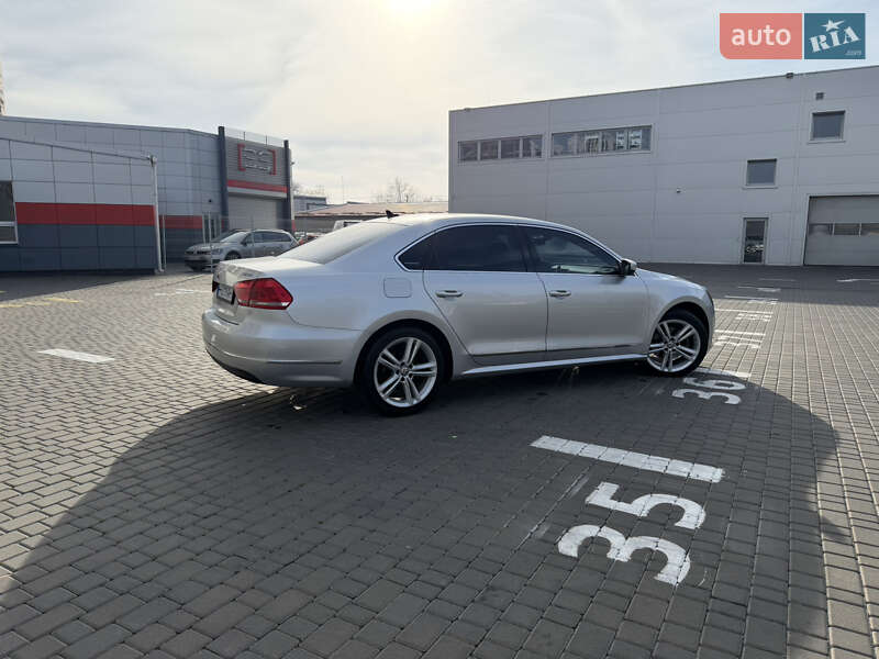 Седан Volkswagen Passat 2014 в Одессе