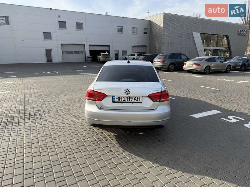 Седан Volkswagen Passat 2014 в Одессе