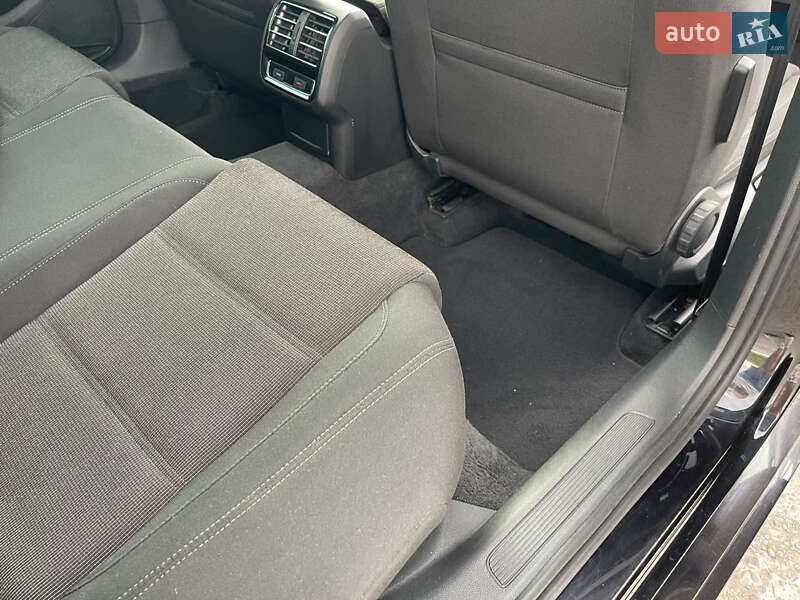 Універсал Volkswagen Passat 2017 в Ужгороді