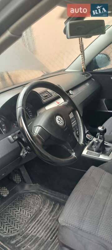 Седан Volkswagen Passat 2006 в Берегомету фото 7 Седан Volkswagen Passat 2006 в Берегомету