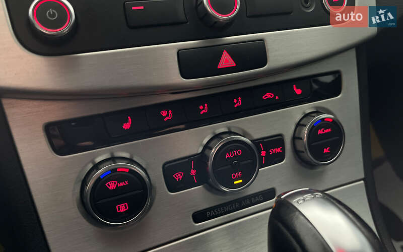 Универсал Volkswagen Passat 2011 в Шептицькому