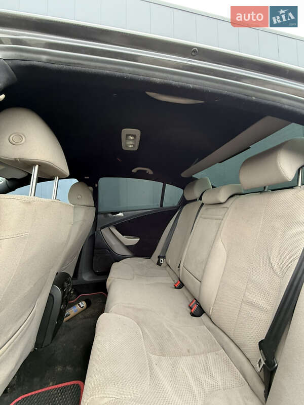 Седан Volkswagen Passat 2006 в Мукачево