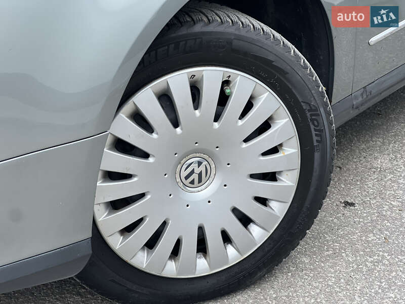 Седан Volkswagen Passat 2006 в Тернополе
