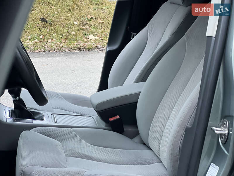 Седан Volkswagen Passat 2006 в Тернополе