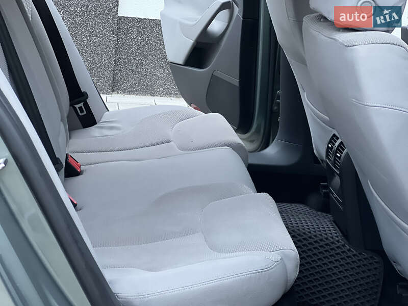 Седан Volkswagen Passat 2006 в Тернополе