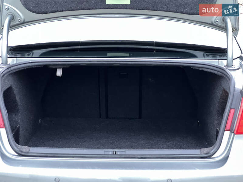 Седан Volkswagen Passat 2006 в Тернополе