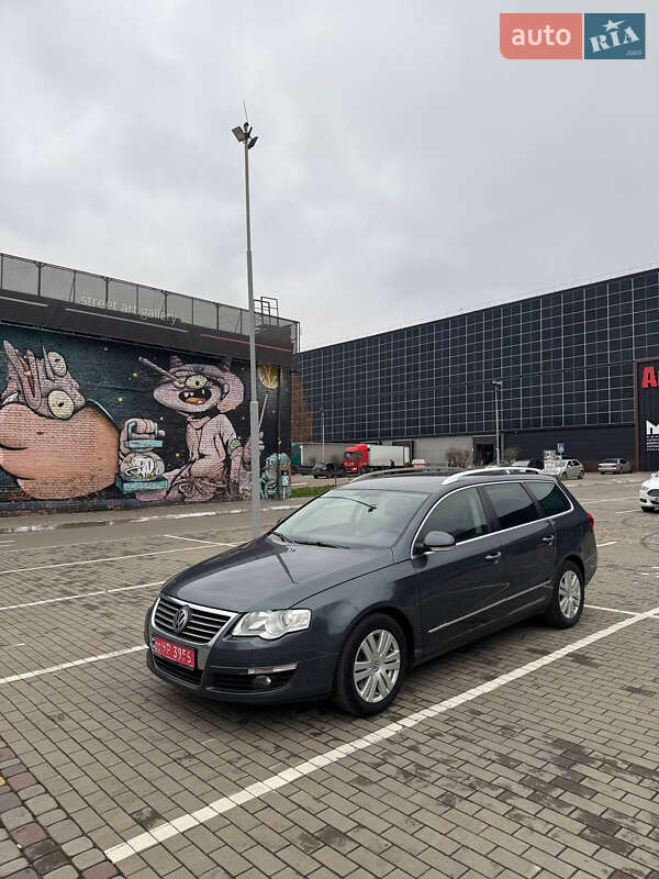 Универсал Volkswagen Passat 2008 в Луцке