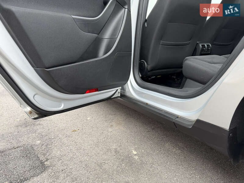 Седан Volkswagen Passat 2009 в Виннице