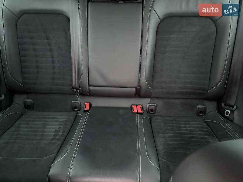 Универсал Volkswagen Passat 2020 в Львове