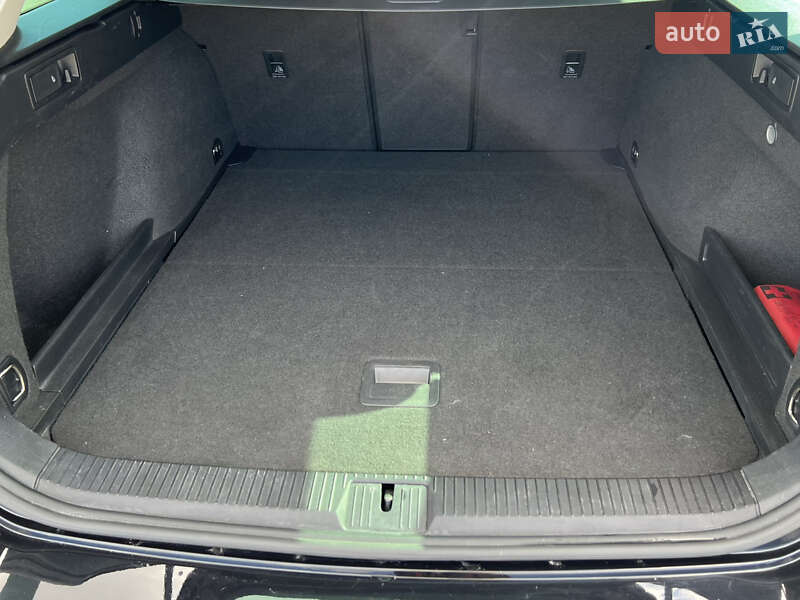 Универсал Volkswagen Passat 2020 в Львове