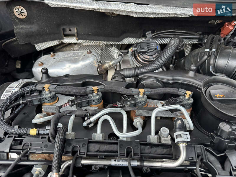 Універсал Volkswagen Passat 2012 в Рівному