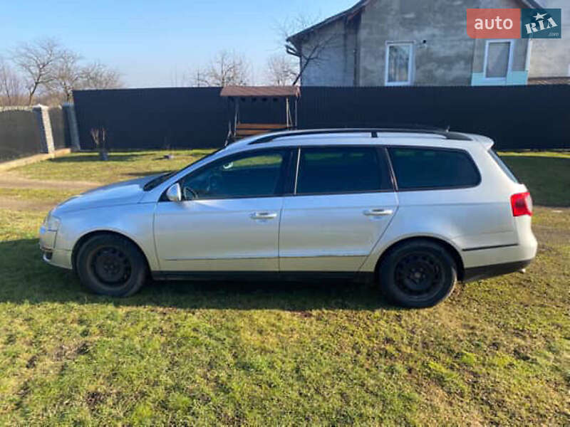 Універсал Volkswagen Passat 2008 в Жидачові