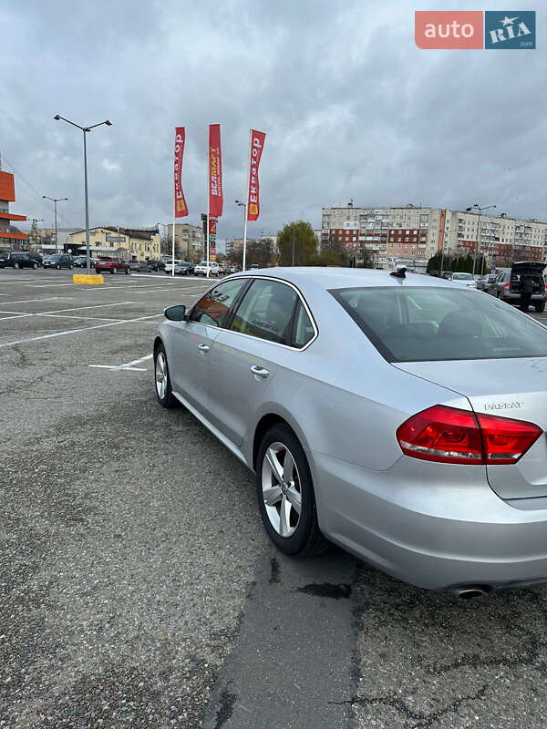 Седан Volkswagen Passat 2012 в Черновцах фото 4 Седан Volkswagen Passat 2012 в Черновцах