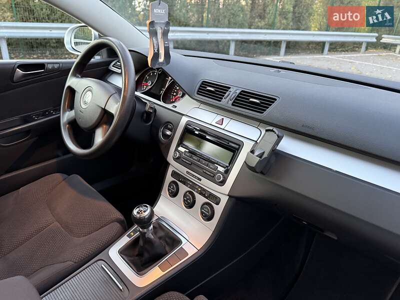 Седан Volkswagen Passat 2009 в Білій Церкві